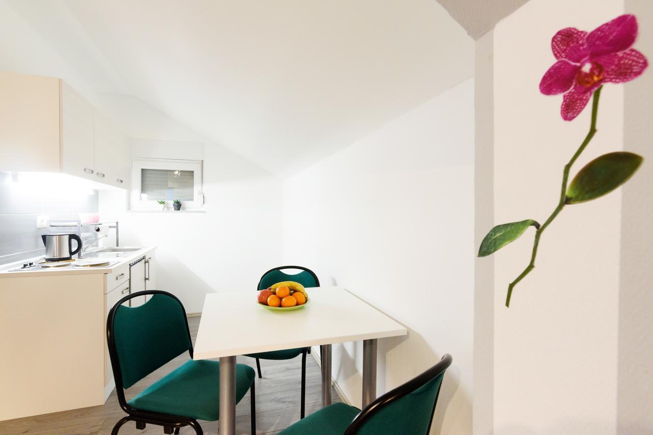 Apartmani Orhideja 고르니 카린 외부 사진